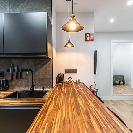 Vr Latina Apartments Мадрид Экстерьер фото