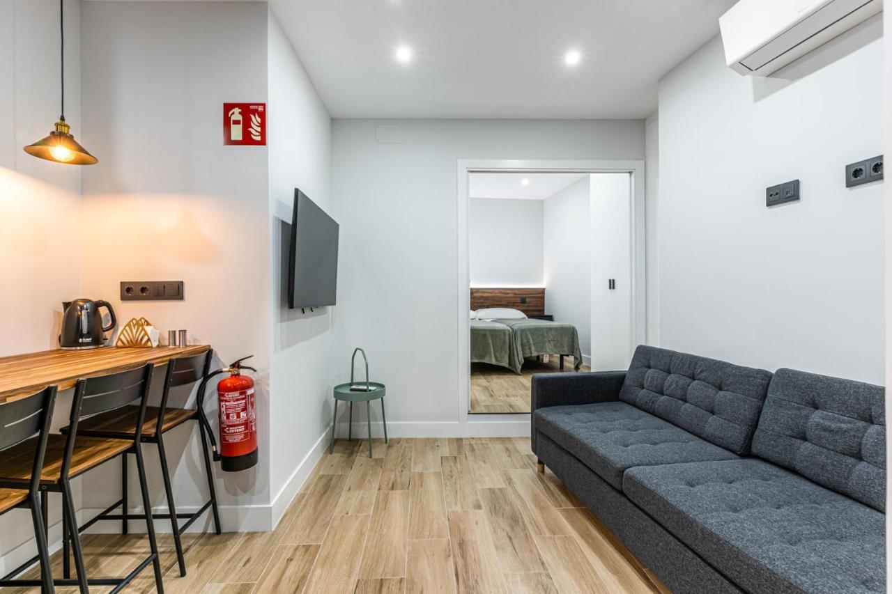 Vr Latina Apartments Мадрид Экстерьер фото